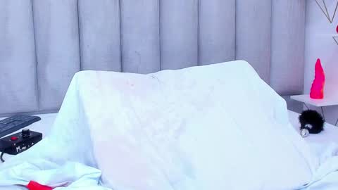 Keylla online show from 14, 1, 2025