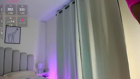 Snapshot of keylly_cute chatting on 4, 3, 2025 keylly online show from 4, 3, 2025