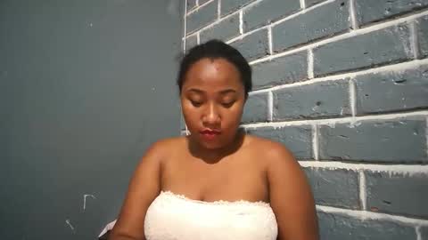 kezia0910 online show from 3, 11, 2025