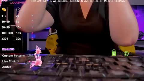 Khi.  online show from 21, 11, 2025