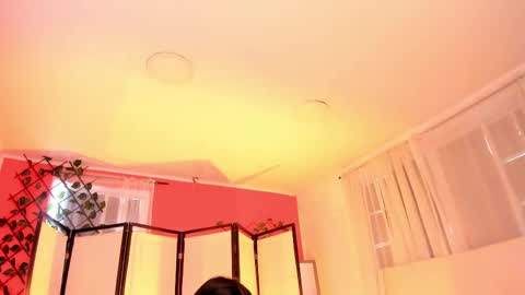 Khloe online show from 16, 9, 2025