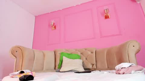 Khloe online show from 11, 1, 2025