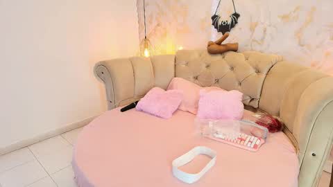 Khloe online show from 10, 10, 2025