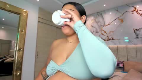 Snapshot of kiana_cream chatting on 15, 2, 2026 N M online show from 15, 2, 2026