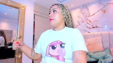 Snapshot of kiana_cream chatting on 23, 2, 2026 N M online show from 23, 2, 2026