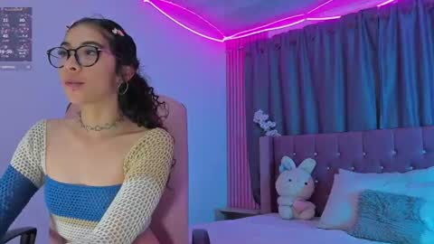 Snapshot of kiara_lovelyy chatting on 17, 7, 2026 Kiara online show from 17, 7, 2026