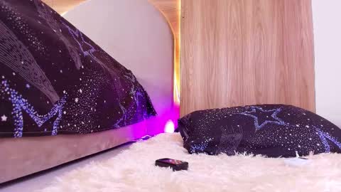 kiaralopez_ online show from 20, 3, 2026