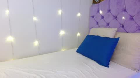 Snapshot of kiararose19 chatting on 2, 2, 2025 Kiara online show from 2, 2, 2025