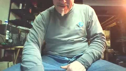 Snapshot of kick_1_down chatting on 2, 1, 2025 kick_1_down online show from 2, 1, 2025