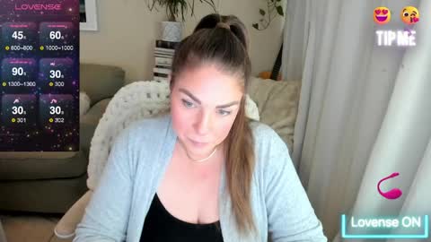 Snapshot of kierareines chatting on 12, 4, 2026 Kiera Reines online show from 12, 4, 2026