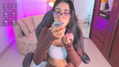 kiim__samanta online show from 7, 10, 2025