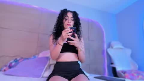 KIM COOPER online show from 22, 12, 2025