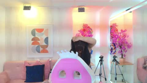 Kitty online show from 18, 7, 2026