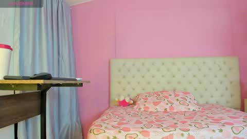 Snapshot of kiitty_horny_ chatting on 29, 4, 2026 Melody online show from 29, 4, 2026