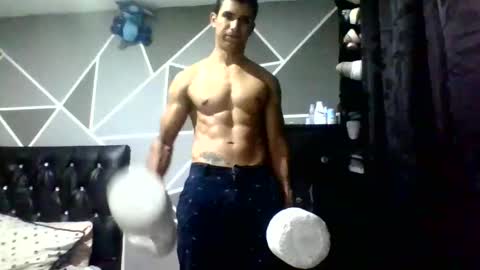 Snapshot of kike_salazar chatting on 13, 10, 2025 kike_salazar online show from 13, 10, 2025