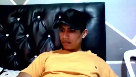 Snapshot of kike_salazar chatting on 28, 10, 2025 kike_salazar online show from 28, 10, 2025