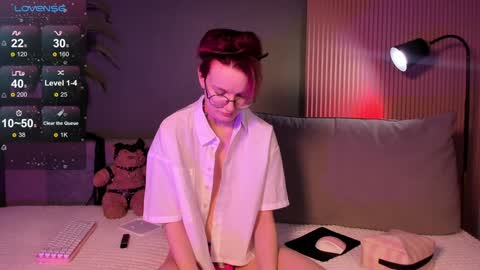 Snapshot of kiki_blue_eyes chatting on 19, 1, 2025 kiki_blue_eyes online show from 19, 1, 2025