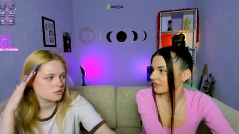 kiki_swan online show from 16, 5, 2026