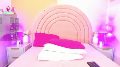 Snapshot of kikiisweet chatting on 27, 5, 2026 KI KI online show from 27, 5, 2026