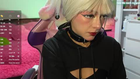 Snapshot of kikilepetite chatting on 10, 6, 2026 kiki online show from 10, 6, 2026