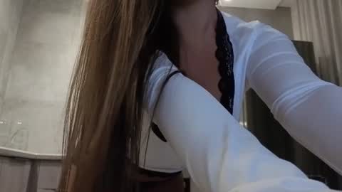 Snapshot of killer__girls chatting on 9, 7, 2026 EvaAnna online show from 9, 7, 2026
