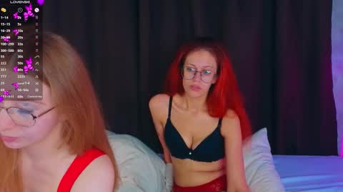 Snapshot of kim__dunn chatting on 27, 10, 2025 CatherineBarkJamieWallace online show from 27, 10, 2025