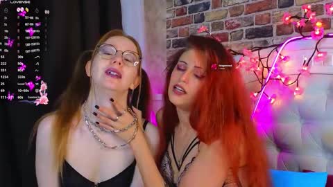 Snapshot of kim__dunn chatting on 20, 11, 2025 CatherineBarkJamieWallace online show from 20, 11, 2025