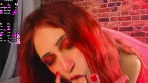 Snapshot of kim__dunn chatting on 29, 11, 2025 CatherineBarkJamieWallace online show from 29, 11, 2025