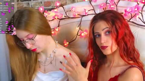 Snapshot of kim__dunn chatting on 4, 12, 2025 CatherineBarkJamieWallace online show from 4, 12, 2025