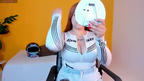Snapshot of kim_brown_ chatting on 14, 5, 2026 Kim online show from 14, 5, 2026