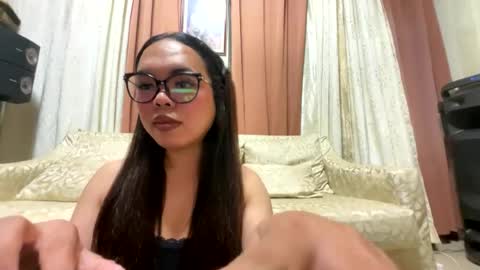 Snapshot of kim_kyile chatting on 11, 7, 2026 KYLIE online show from 11, 7, 2026