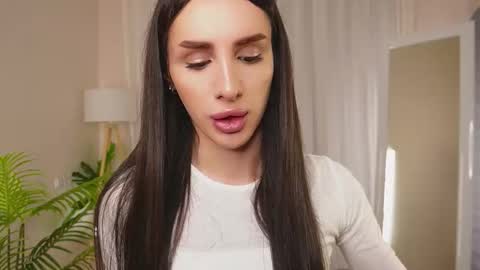 Kim Oberlin online show from 3, 12, 2025