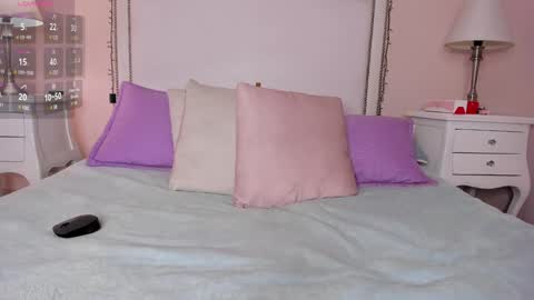 April online show from 15, 12, 2024