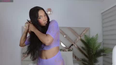 Snapshot of kimara_lion chatting on 22, 12, 2024 kimara lion online show from 22, 12, 2024