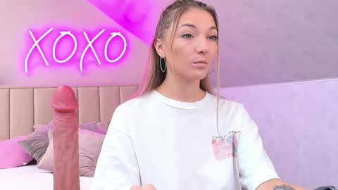 Snapshot of kimberlly_smith chatting on 9, 10, 2025 kimberlly_smith online show from 9, 10, 2025