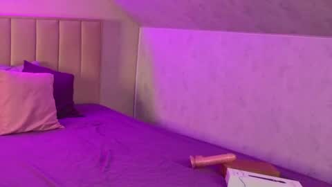 kimberlly_smith online show from 3, 6, 2026