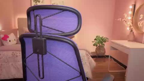 Kimberly 1200-1900 GMT-5 online show from 24, 9, 2025