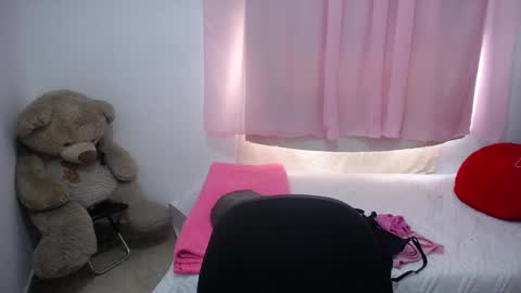 Kim online show from 21, 2, 2025