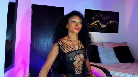 Kimberly Banks online show from 20, 2, 2025