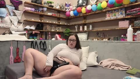 kimberlycaprice online show from 6, 2, 2025
