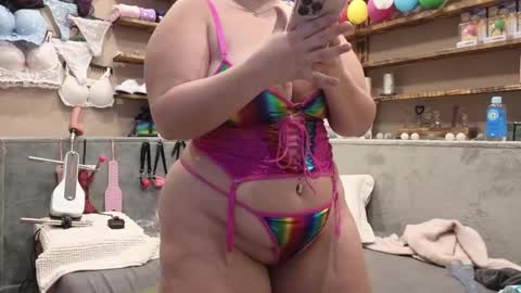 kimberlycaprice online show from 11, 2, 2025