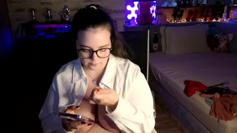 Snapshot of kimberlycaprice chatting on 19, 3, 2026 kimberlycaprice online show from 19, 3, 2026