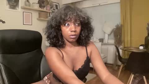 Snapshot of kimberlyee chatting on 4, 3, 2026 kimberlyee online show from 4, 3, 2026