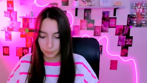 kimi_glow online show from 30, 4, 2026