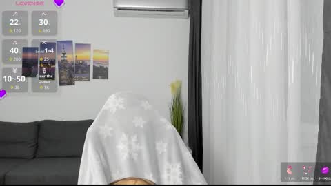 Snapshot of kimi_ivy chatting on 17, 11, 2025 kimi_ivy online show from 17, 11, 2025