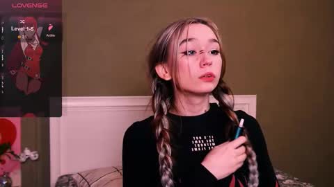 Snapshot of kimiko_luv chatting on 27, 11, 2025 Kimiko online show from 27, 11, 2025