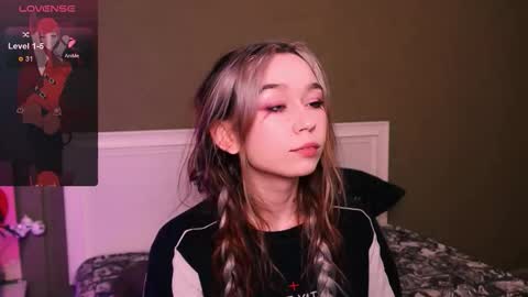 Snapshot of kimiko_luv chatting on 30, 11, 2025 Kimiko online show from 30, 11, 2025