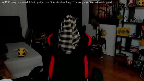 Wolfs Girl online show from 29, 11, 2025