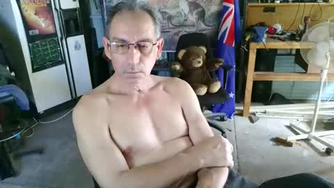 Snapshot of kimintheshed chatting on 5, 4, 2026 kimintheshed online show from 5, 4, 2026