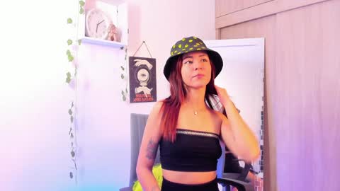 Snapshot of kimmcarter chatting on 20, 12, 2024 Kimm online show from 20, 12, 2024